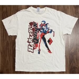 Delta Harley Quinn DC Comics Graphic Men's T-Shirt White Cotton Crew Neck L